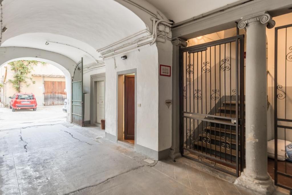 La Casa Di Ugo-A Due Passi Dal Duomo Διαμέρισμα Φλωρεντία Εξωτερικό φωτογραφία
